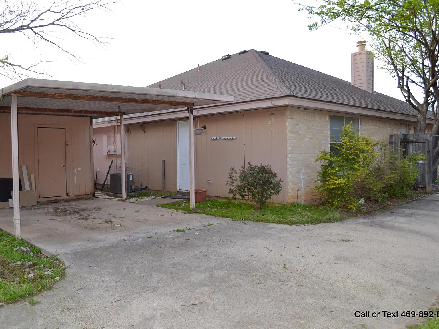 7610 April Ct — Photo 4