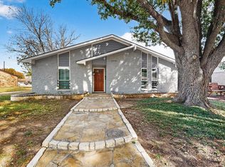 4006 Mayflower Dr, Garland, TX