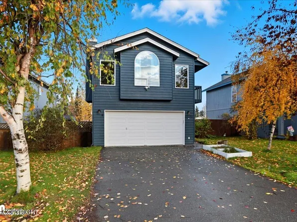 12150 Copper Mountain Dr, Eagle River, AK 99577