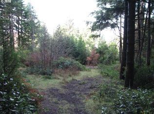 90788 Oyster Cove Ln, Coos Bay, OR 97420