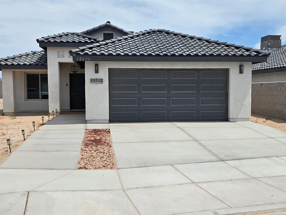 12673 S Prescott Rd