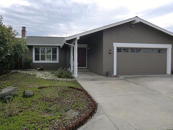 2nd image of 358 Grandpark Cir
