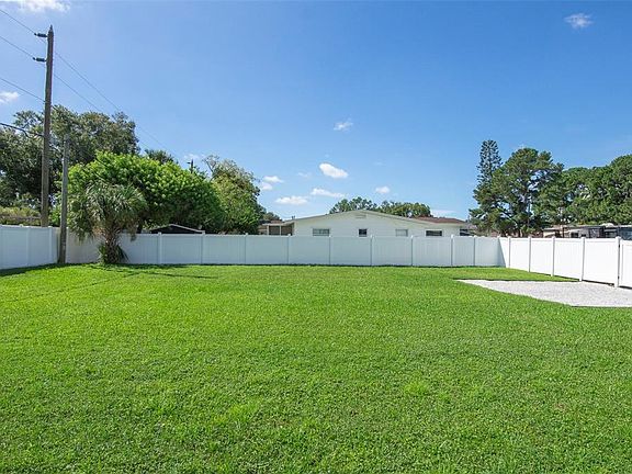 3rd image of 397 36TH STREET SE