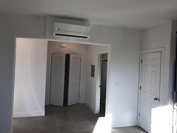 5th image of 77 E Rose Lilian Ct #Casita