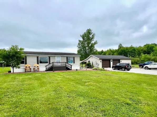 10540 Knapp Rd, Albion, PA 16401