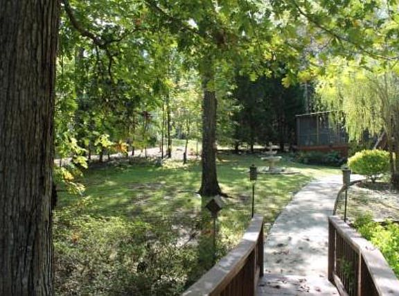 5th image of 186 Brookstone Dr