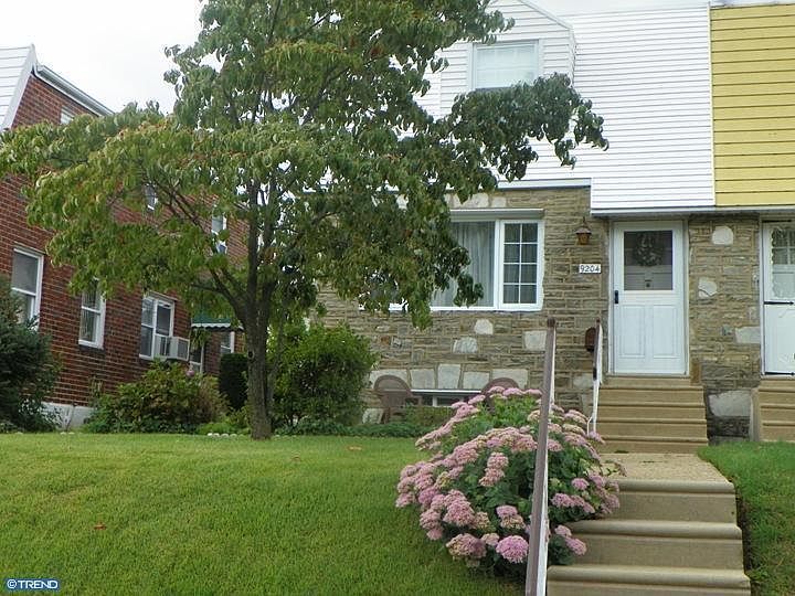 1st image of 9204 Lansford St