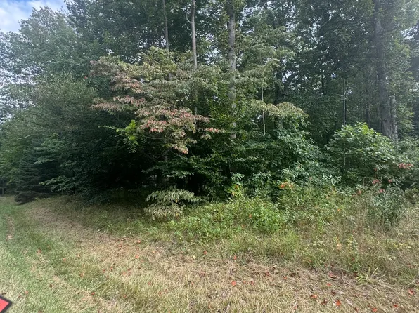 1104 E Cocopa Trl, Greensburg, IN 47240