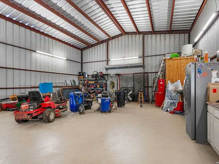 360 Private Road 4619 — Photo 33