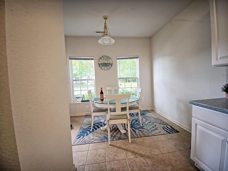 12 Beach Plum Dr — Photo 10