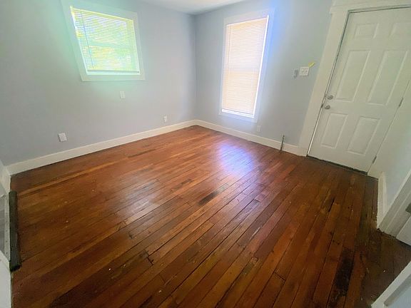 4th image of 634 1/2 8th St