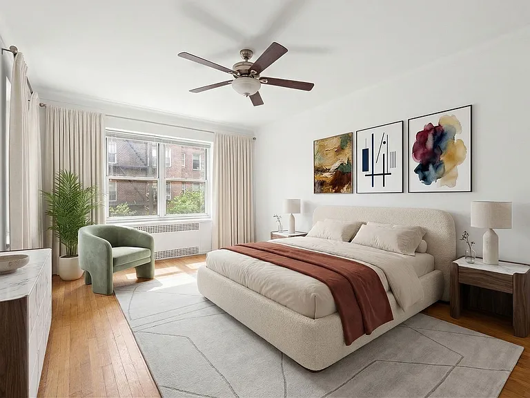 240 E 18th St #4G — Photo 1