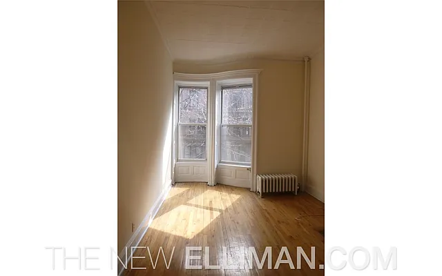 Rented by Douglas Elliman | media 18