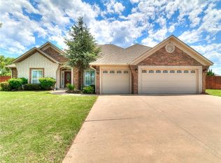 3510 Estate Dr, Norman, OK 73072
