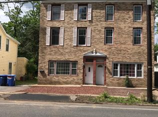 1 Warren St, Edgewater Park, NJ 08010