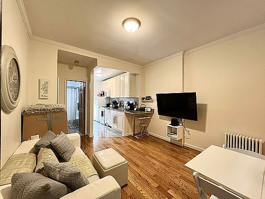 1st image of 768 Amsterdam Ave APT 4N