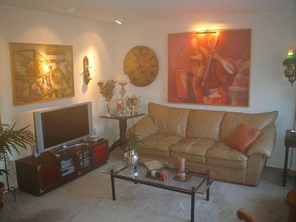 3rd image of 15751 Ambiance Dr