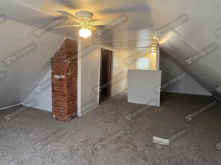 19384 Concord St — Photo 14