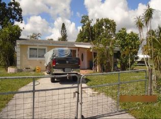 2019 W Carrol Cir, West Palm Beach, FL 33415