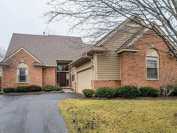 3rd image of 2207 Twin Islands Ct