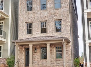 121 Parkside Ct W, Norcross, GA 30071