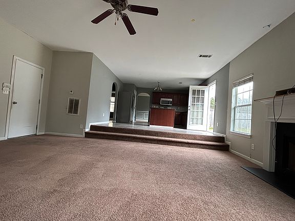 5th image of 1040 Baltic Way