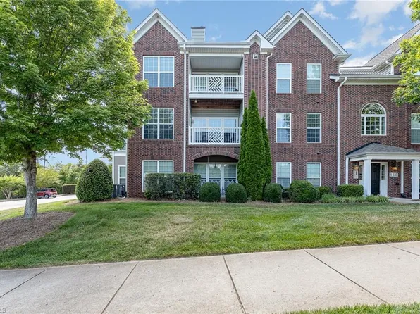 160 Shallowford Reserve Dr Unit 201, Lewisville, NC 27023