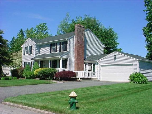 2nd image of 54 Glen View Dr