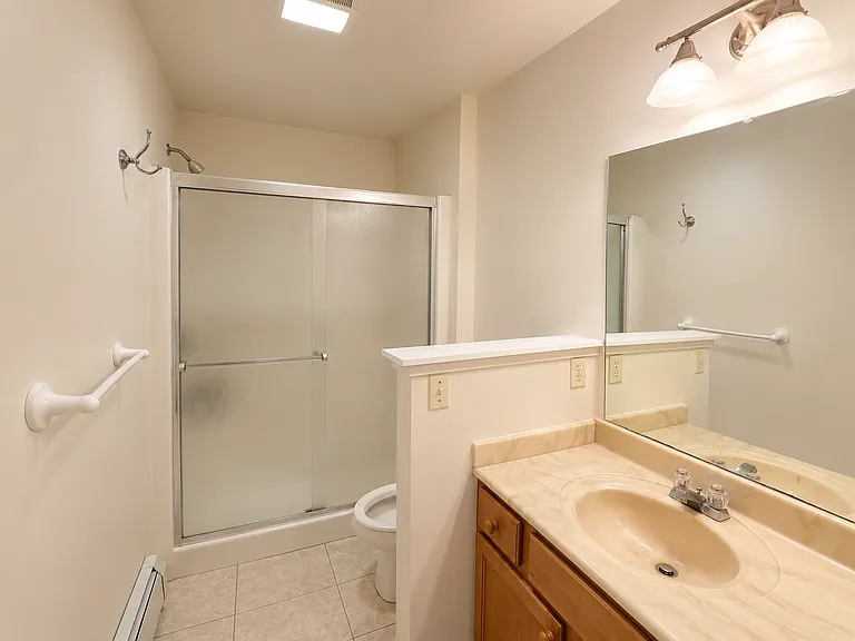 53 Stonington Cir — Photo 6