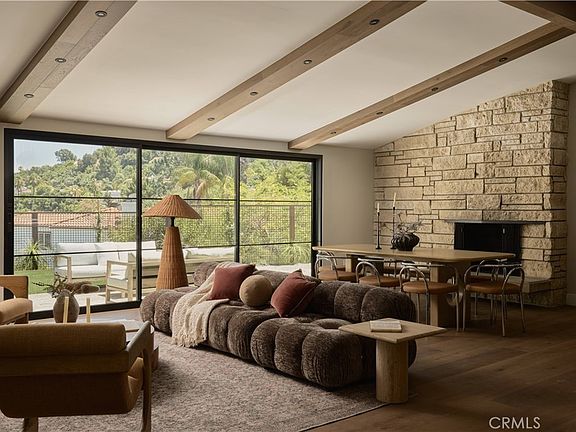 3rd image of 3655 Wrightwood Dr