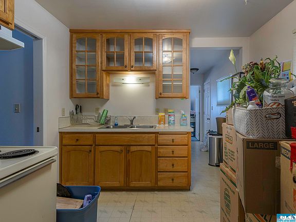 3rd image of 1313 & 1315 W 5th St