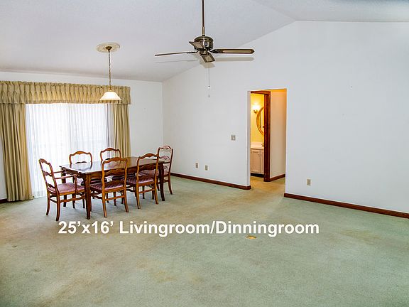 5th image of 180 Meadowview Dr