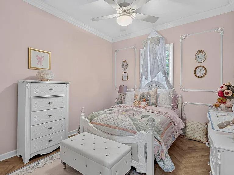 10542 SW Westlawn Blvd — Photo 18