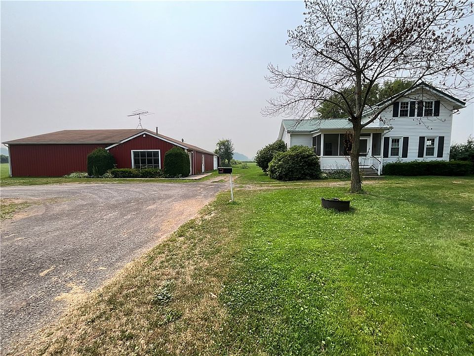 1st image of 13576 Ridge Rd W