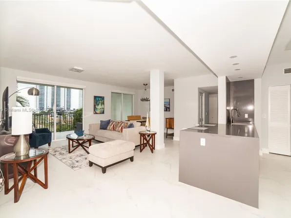 17145 N Bay Rd APT 4607, Sunny Isles Beach, FL 33160
