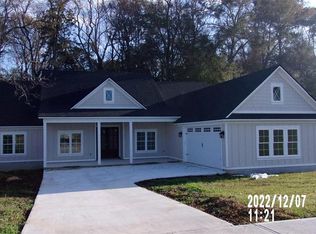 370 Madison Grv, Thomasville, GA 31757
