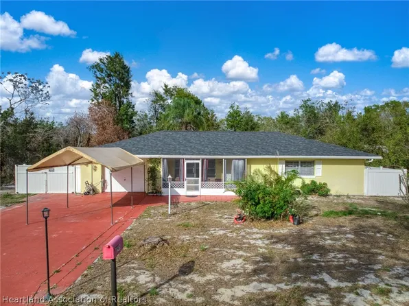 249 Lemon Rd NW, Lake Placid, FL 33852