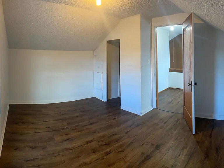 2439 Homedale Rd — Photo 21