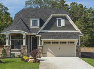 3406 Groveland Pond Dr, Minnetonka, MN 55345