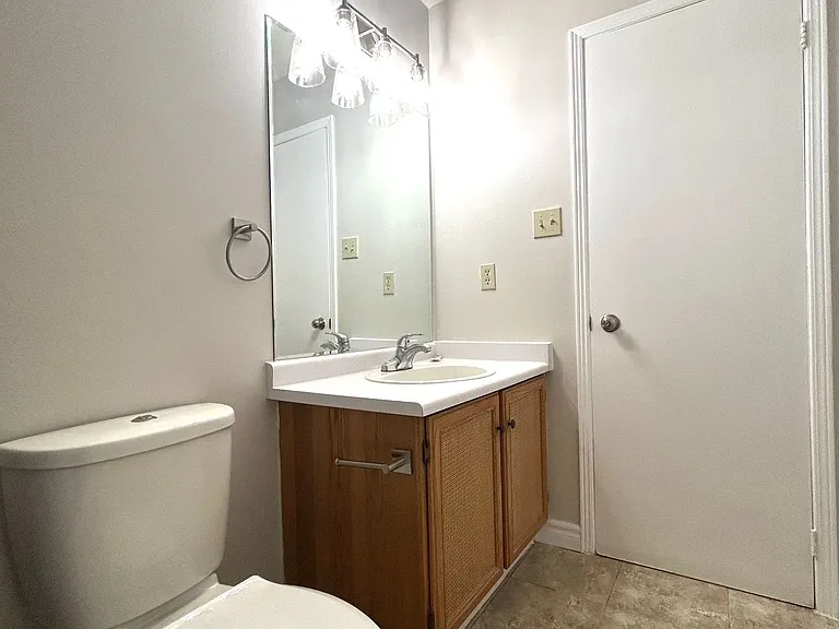 4523 Kimbermount Ave — Photo 26
