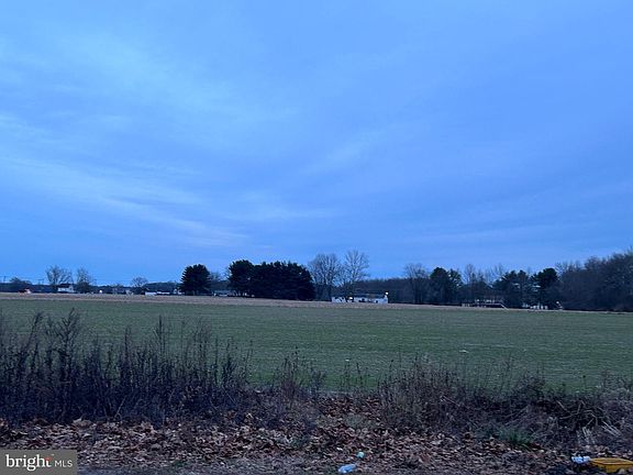 3rd image of 214 Buddtown Rd
