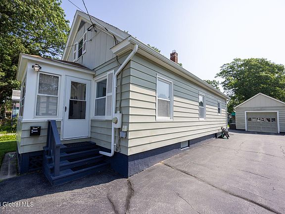 3rd image of 33 Wright Street