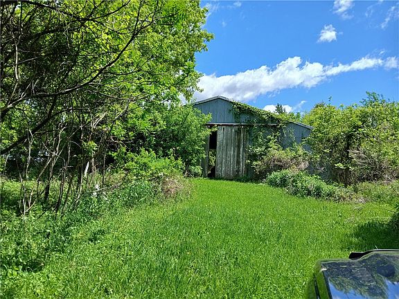 4th image of 7179 N Bergen Rd
