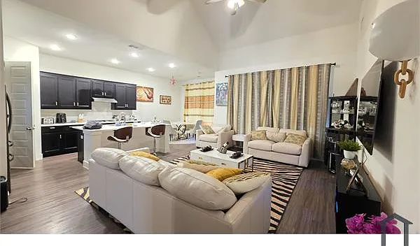 3082 Aqueduct Ave — Photo 5