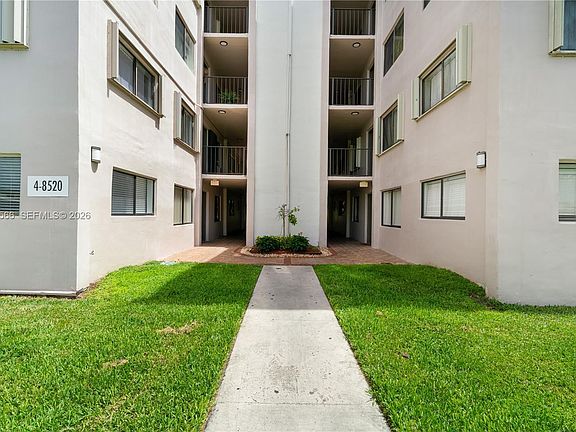 3rd image of 8520 SW 133rd Avenue Rd APT 323