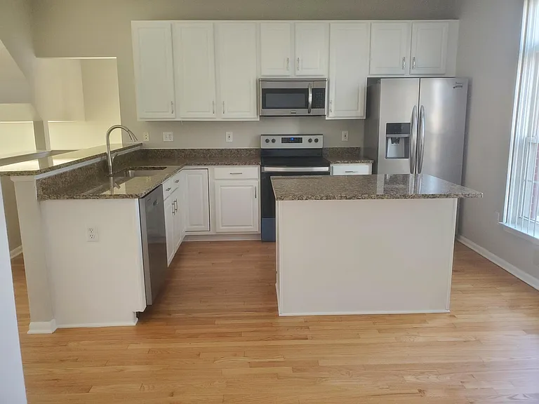 645 Cherry Orchard Rd — Photo 8