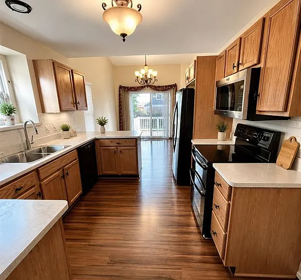 42292 Bayberry Dr — Photo 2