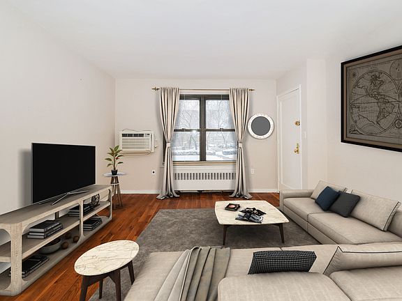 5th image of 5 W Mill Dr APT 1B