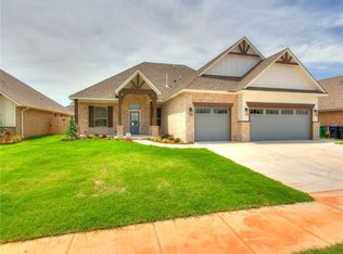4817 Hidalgo Ave, Mustang, OK 73064