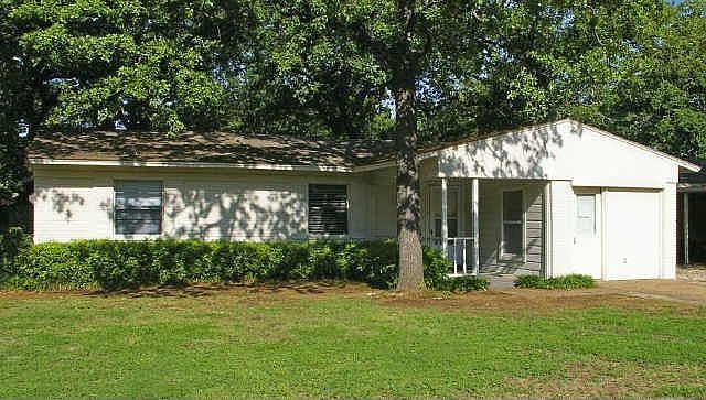 1st image of 1517 Betsy Ln